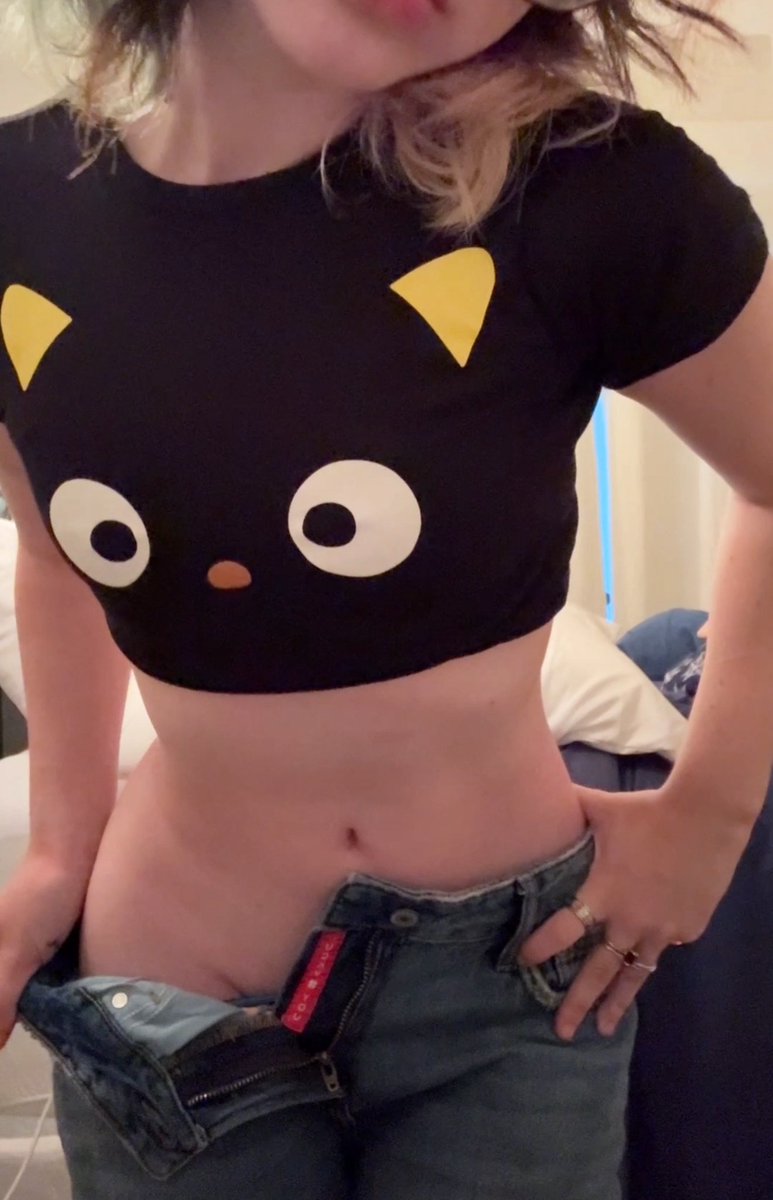 Spoiled_watts's tweet photo. I got lucky you jeans!!!  What do you guys think are they cute or what!? #cute #sexy #luckyyou #petite #18+ #jeans #young #viral #chococat #hellokitty #curves https://t.co/7RsOTDegMe