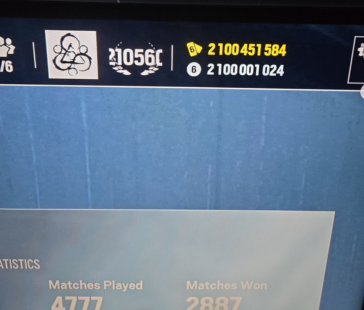 therealbuni's tweet photo. Se re pudrio en ubisoft
Los hackearon 4 grupos distintos al mismo 

Uno entro a rainbow six y regaño 13 millones de dolares de contenido a todos los jugadores 

Otro baneo a todos los jugadores 

Otro se robo toda la data de los clientes de ubisoft y piden plata para no publicarla

Y el cuarto dice que entraron al código fuente de todos los juegos de ubisoft
 
En la B total