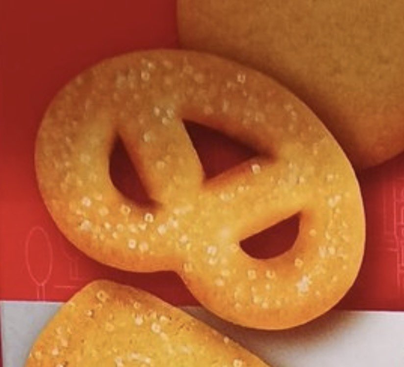 bobabobbafett's tweet image. ชีนี่ควรจะได้เดก่อนด้วยซ้ำ ฝีมือความนิยมอะไรก็สูงกว่า แต่ก็เออ ค่ายจะดันแต่คนที่ล็อคมงไว้แล้วทั้งที่จืดชืดวนิลลามาก ถูกหาว่าเป็นเด็กเส้นก็ไม่แปลก