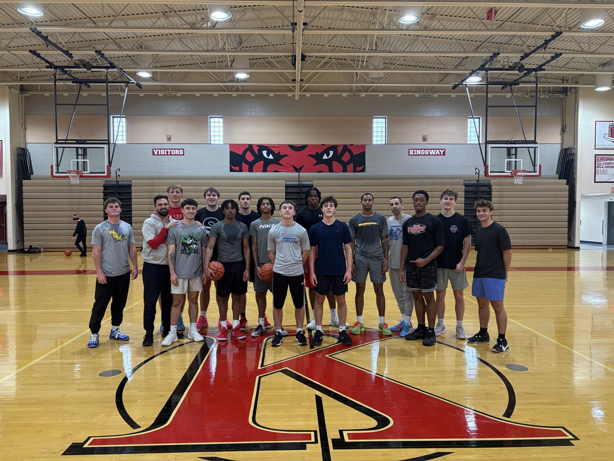 hoops80934's tweet image. Great day celebrating current and past Dragons! @Dragons_AD 
WAYUP!