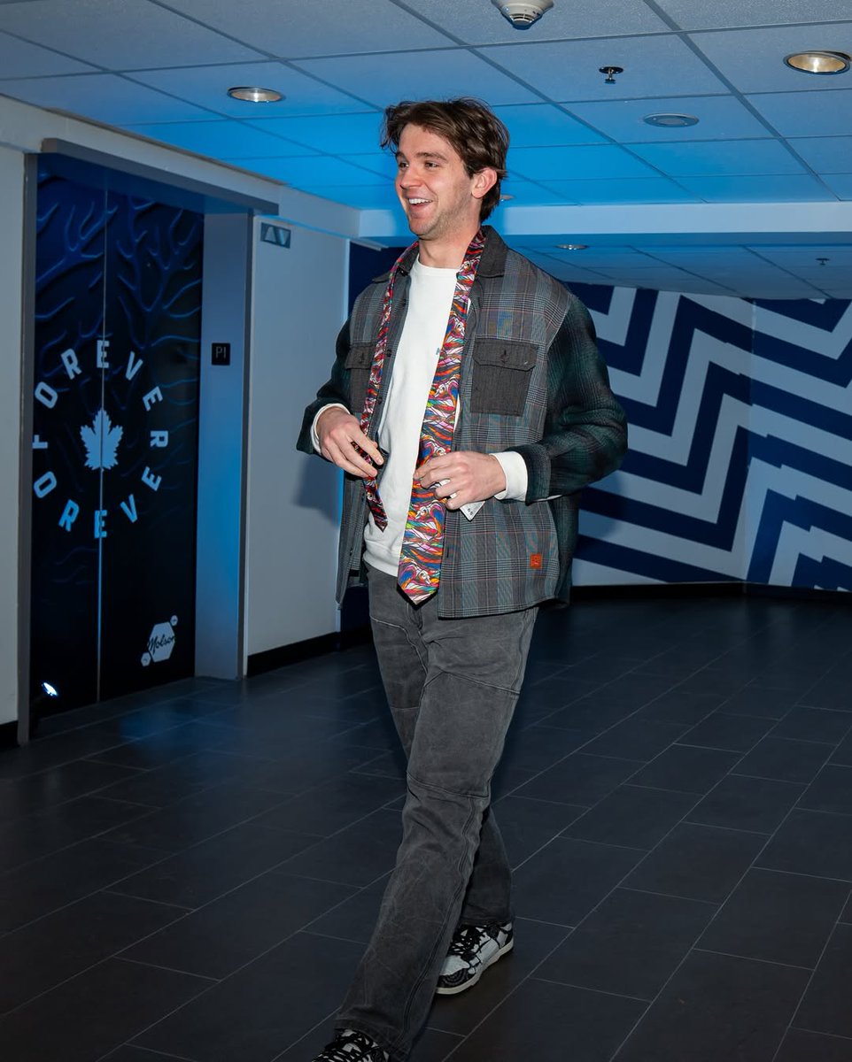 leafswoll's tweet image. JOSEPH WOLL SIGN OF LIFE AND HE'S SO HAPPY