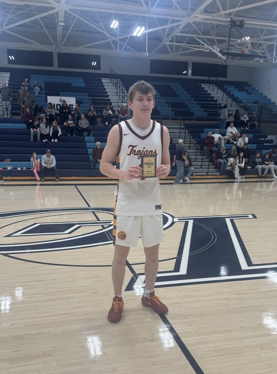 WCLUSports's tweet image. Barren County’s Weston Shelton received player of the game for his performance against Carlisle County.