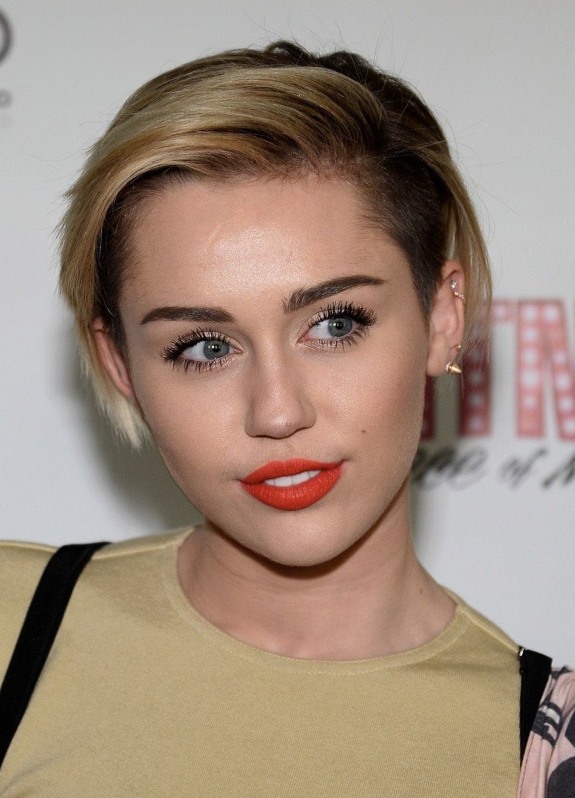 miley cyrus archive tweet media