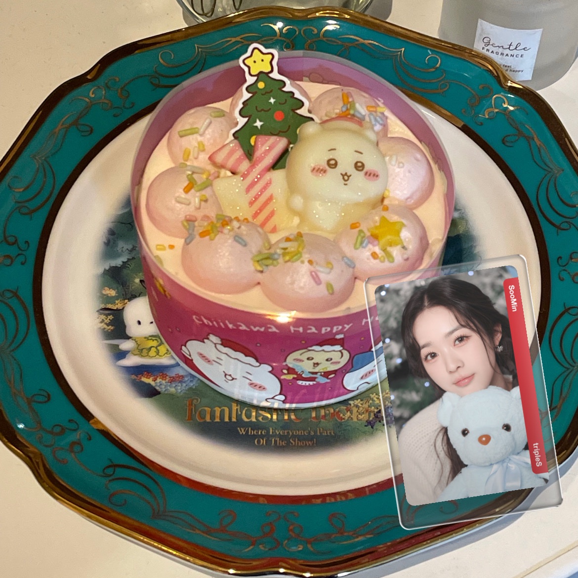 𝓒𝓱𝓻𝓲𝓼𝓽𝓶𝓪𝓼 𝓪𝓵𝓸𝓷𝓮