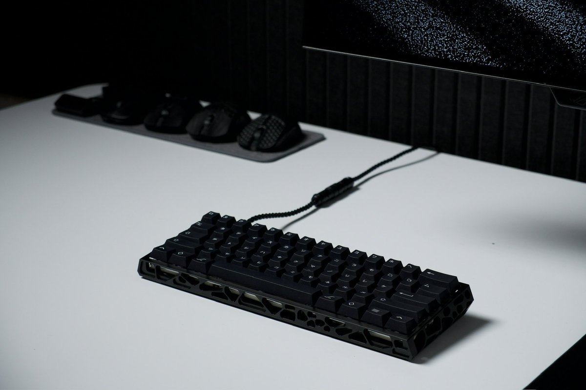 smil ™ tweet media