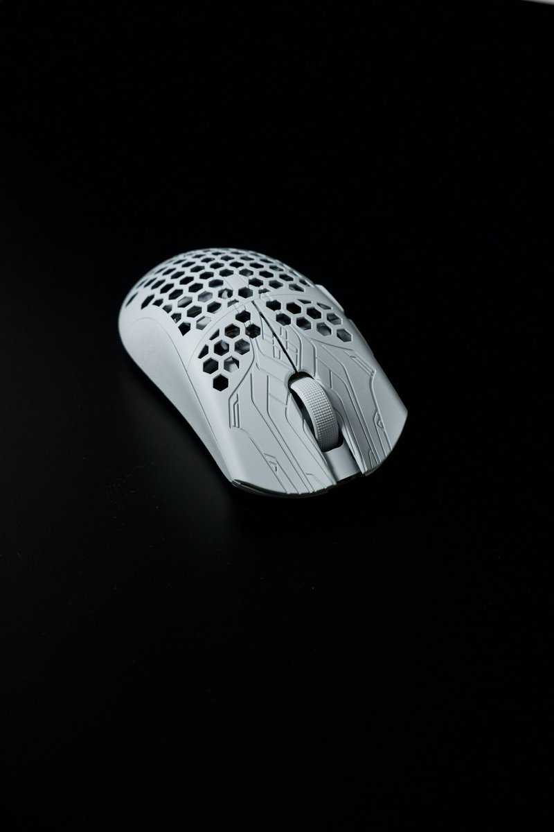 smil ™ tweet media