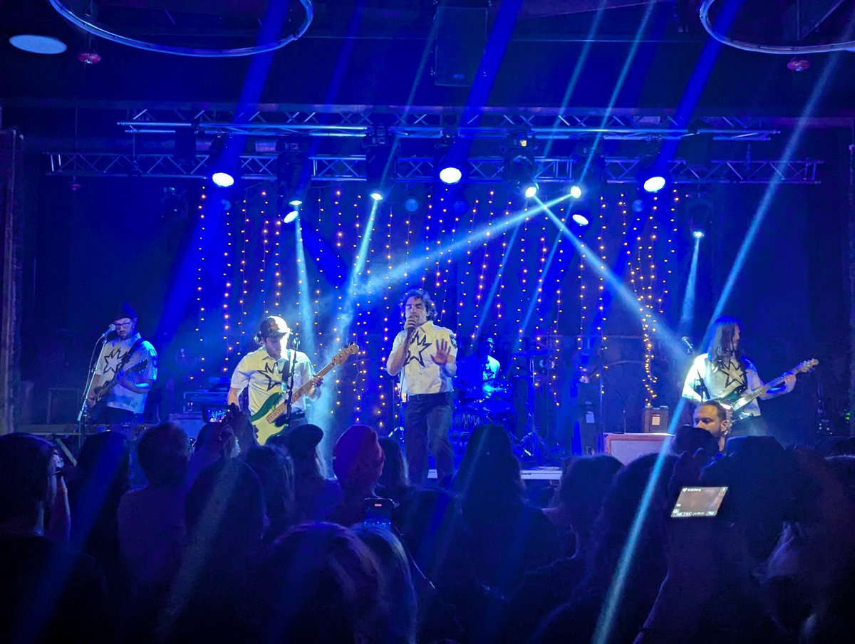 chillwavve tweet media