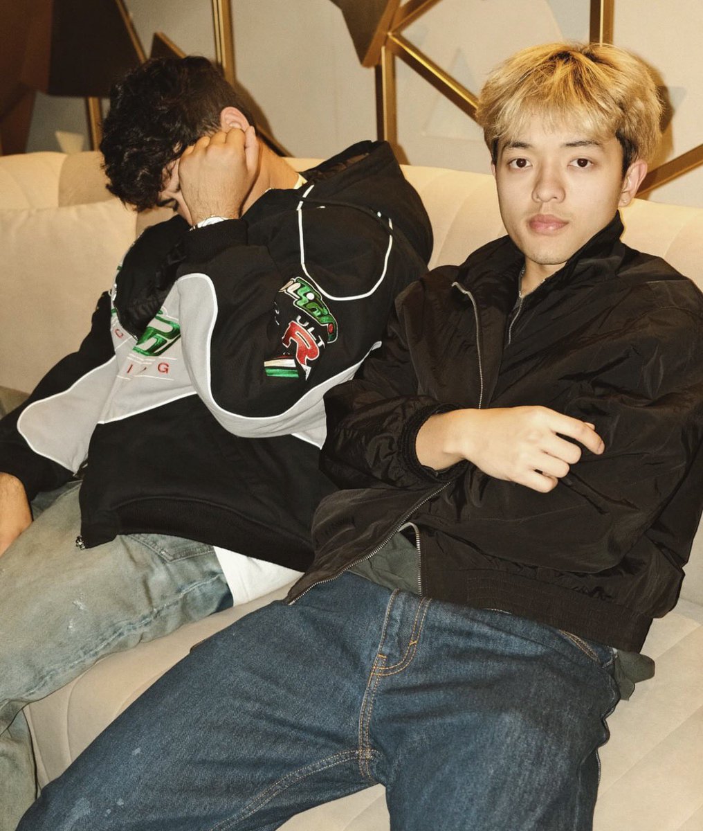 WeenUpdates tweet media