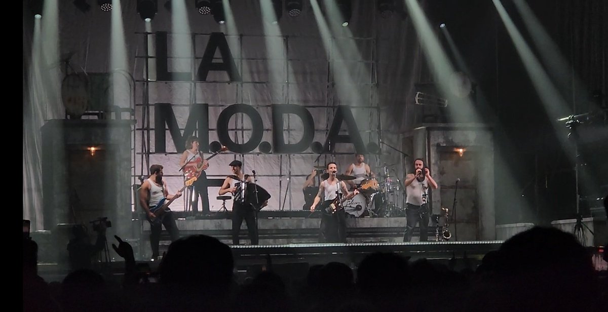 pedro7pedro7's tweet image. Pues aqui hemos estado.
"Maravillosos", como siempre.
@estoesLaMODA 
#LaMODA