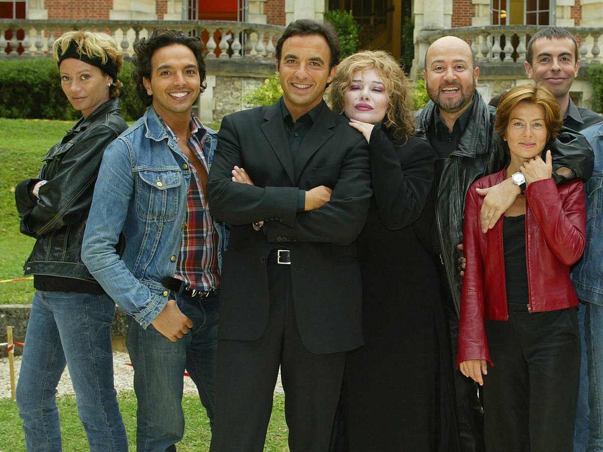 Les anciens prof reviennent cette semaine . trop hâte de voir à quel point il vont reconnaître enfin le talent de Sarah  #staracademy #StarAcademy2025