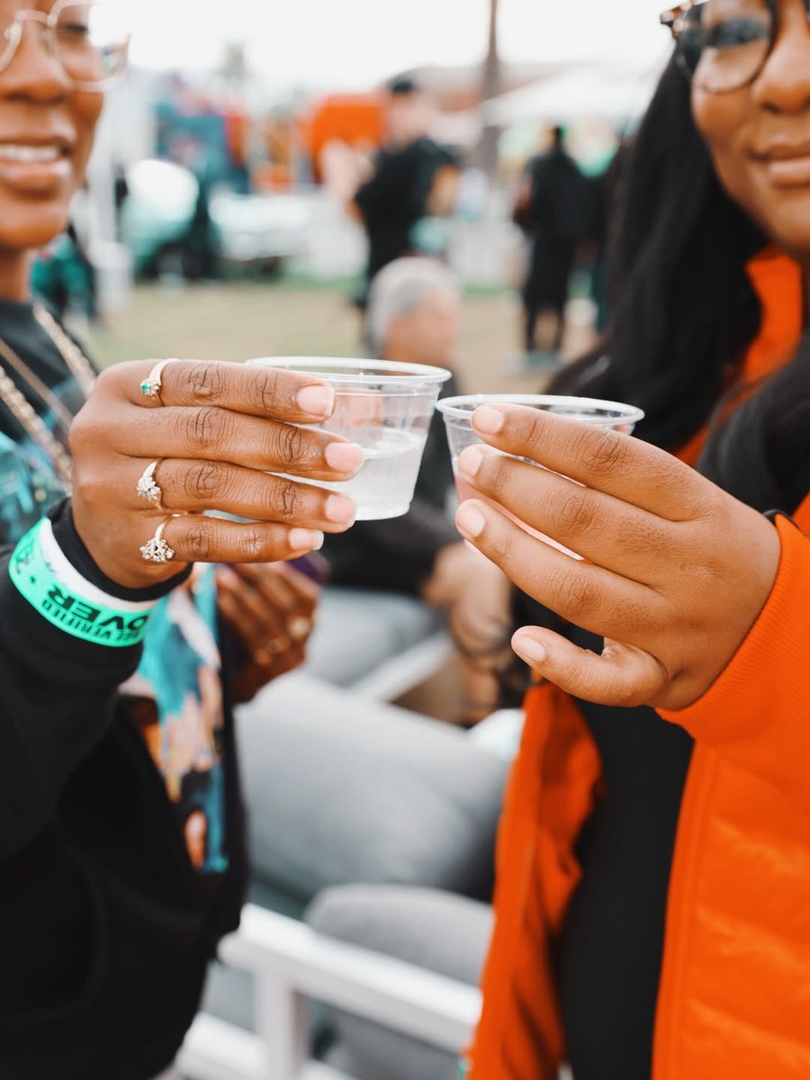 Gin & Juice tweet media
