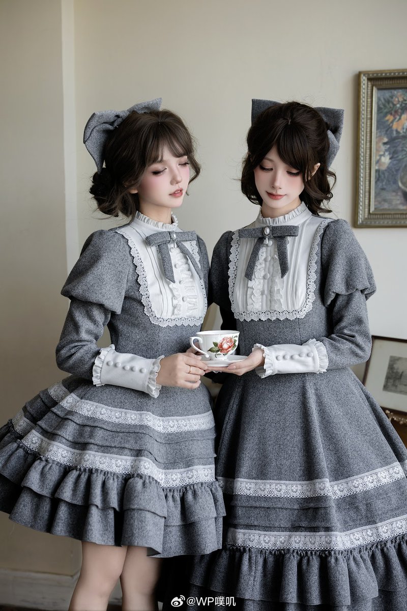 Roses on the Roof～ロリィタ＆クラシック【公式PR】 (@shiny5432