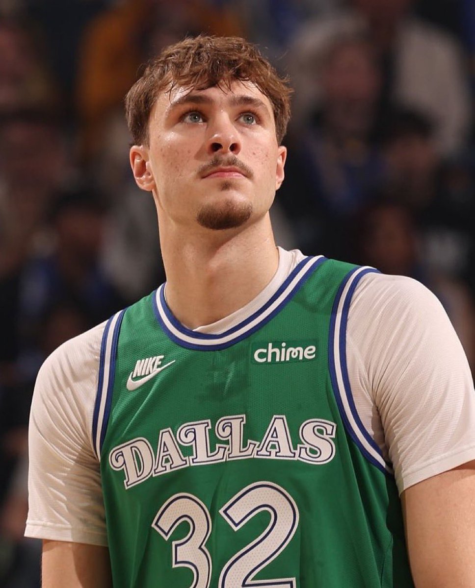 TheHoopCentral's tweet image. Cooper Flagg tonight:

23 Points
6 Rebounds 
5 Assists 
7/13 FGM
3/4 3PM
6/6 FTM
34 Minutes