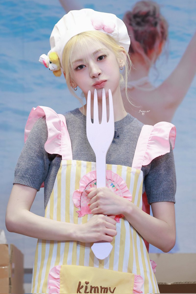 seeun. 🦊 tweet media