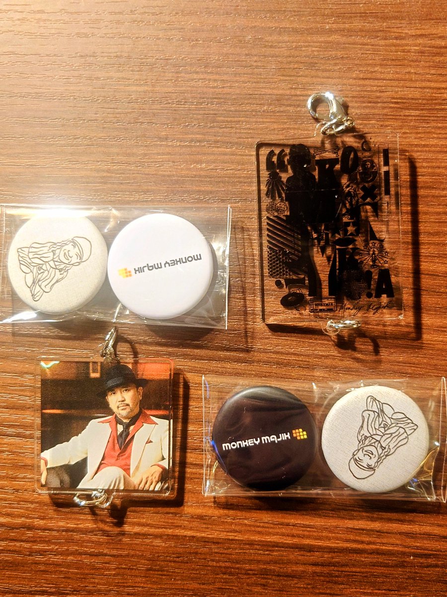 2つしか買わなかった缶バッジセット 開封した結果… 今回のライブはDICK