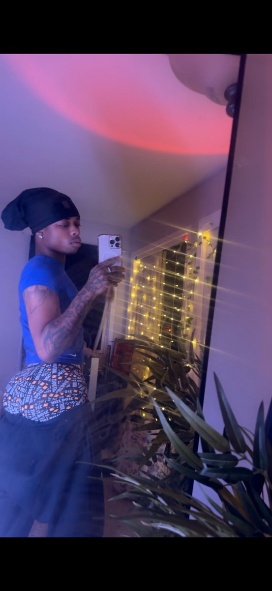 SyxDimino's tweet image. Leg day was coo