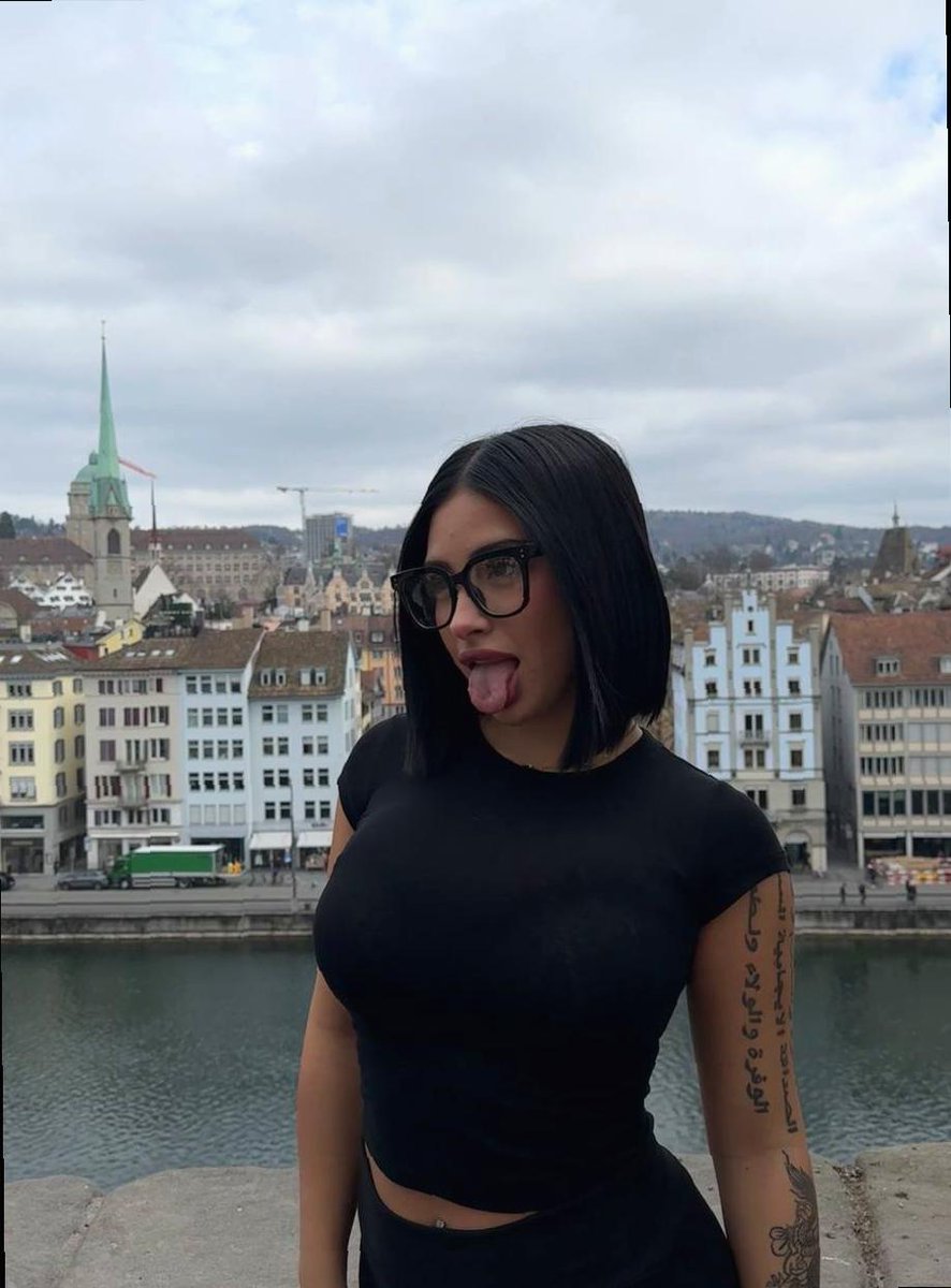 NePosad's tweet image. every time i say “i’ll sleep early” the universe laughs at me