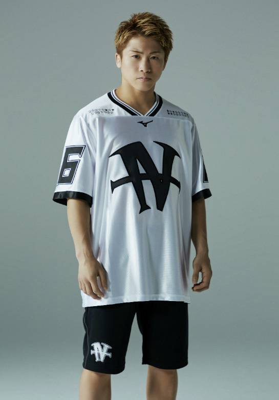 #井上尚弥 選手、スーパーバンタム級4団体統一王者として6度目の防衛おめでとうございます！

今回も貫禄の勝利でした！2025年の締めくくりに勇気と感動をいただきました✨
ありがとうございます！

勝利を記念したアイテムは来年1月5日(月)より発売予定です。