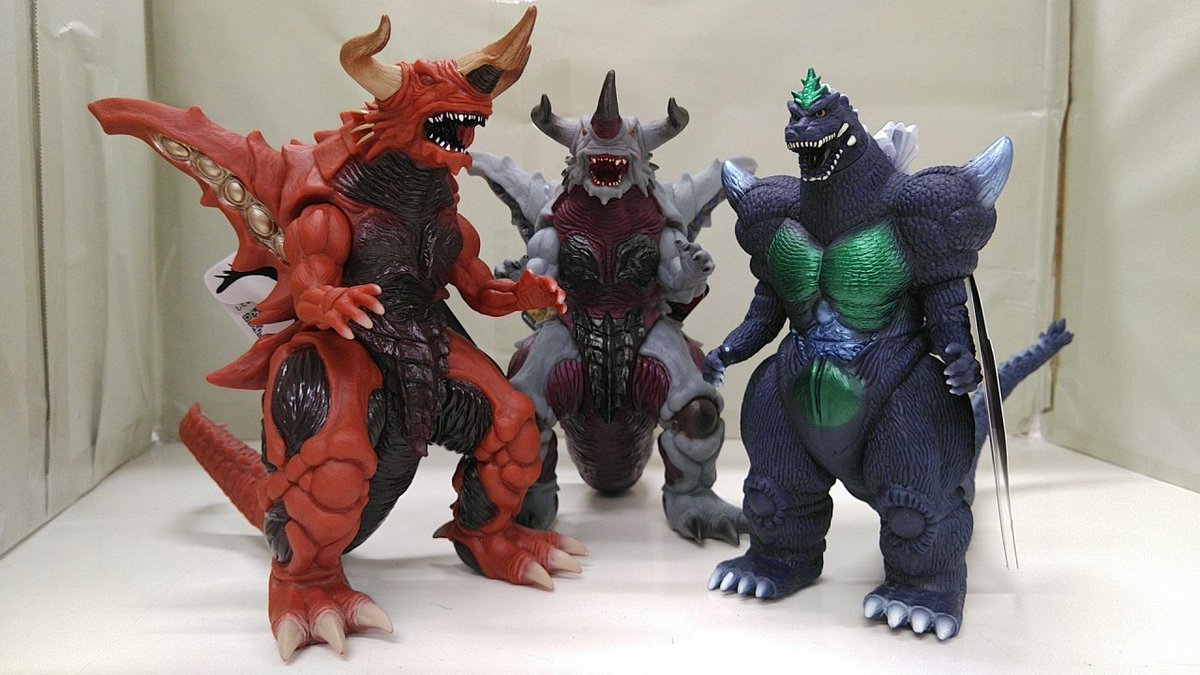 ムービーモンスターシリーズ ○超ゴジラ ○バガン ○バガン(超ゴジラ