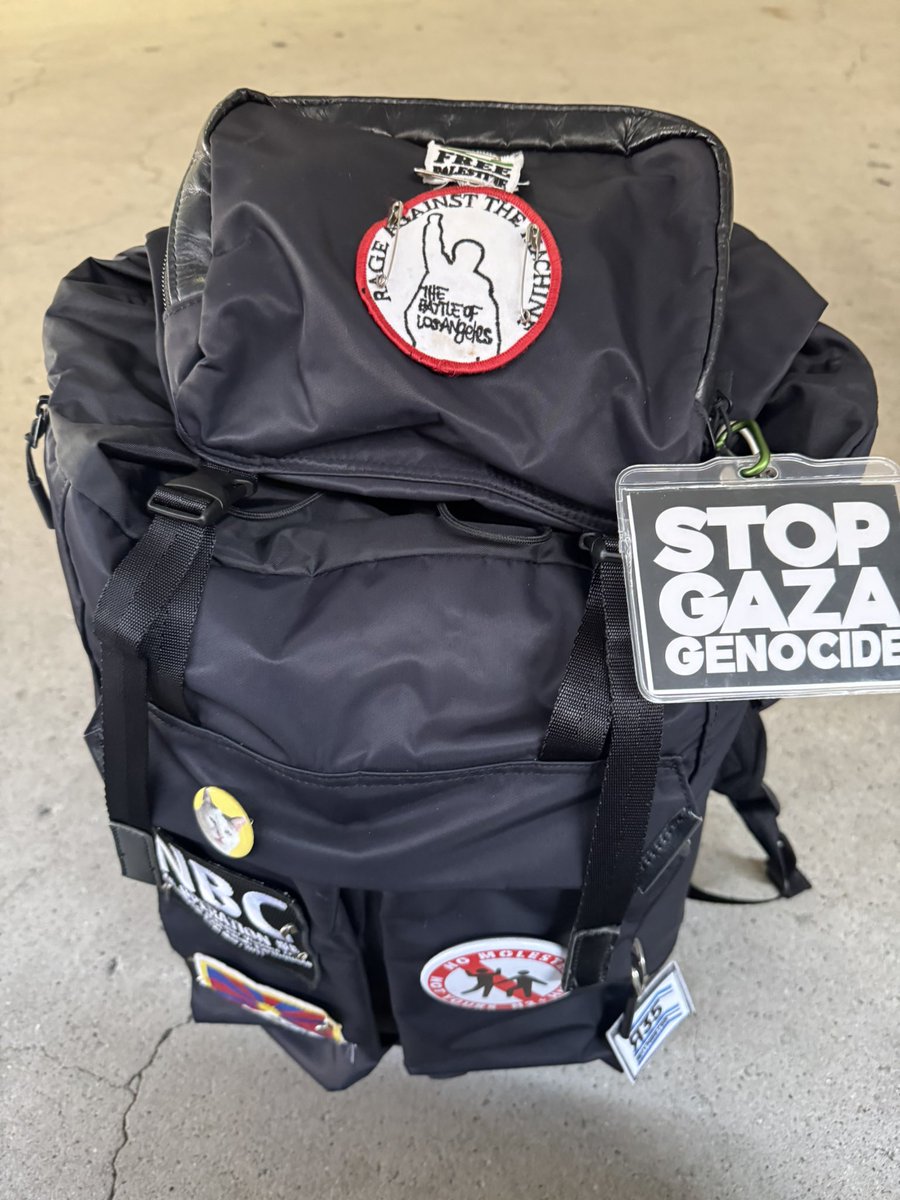 manup108's tweet image. @_______THESUN 
リュック！ここがRadiocrazyだよ！！！