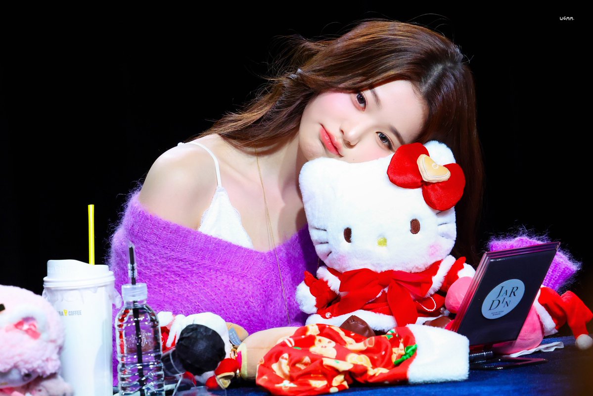 wgmm0304's tweet image. 251227 메리크리스마스🤭💕

#IVE #아이브 #JANGWONYOUNG #장원영 #ウォニョン