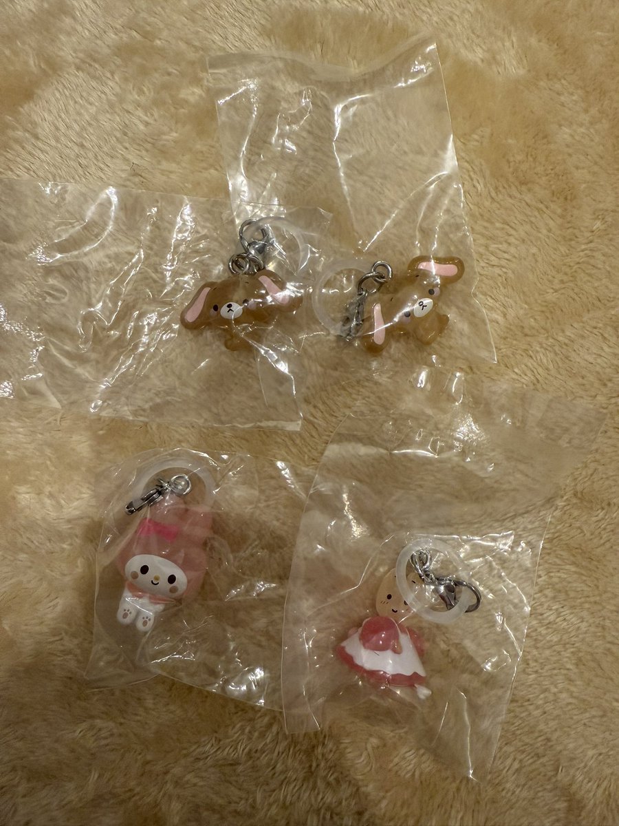 rwfwv's tweet photo. ゆるっとめじるしアクセサリー　ガチャ　交換　サンリオ

【譲】画像参照
【求】ウサハナ又は買取300円

都内手渡し優先
お心当たりの方ご連絡よろしくお願いいたします。 https://t.co/0HJicP97Me