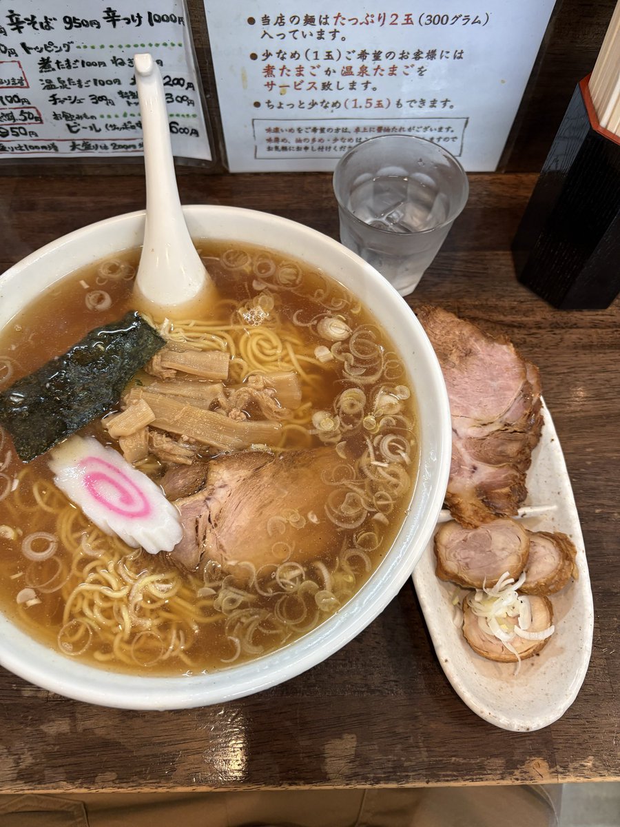 弘前軒@百草園
特製中華そば🍜

#ラーメン
#百草園
#永福系
#1200円
#9番目
#12時58分着