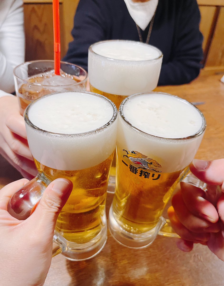 ikuracchi_'s tweet photo. 母・妹・夫と忘年会してきた✌😚🍺

6〇歳で生大を呑む母
ずっと健康でいておくれ(◍ᵔᗜᵔ◍) https://t.co/H4uBxX8ZOD