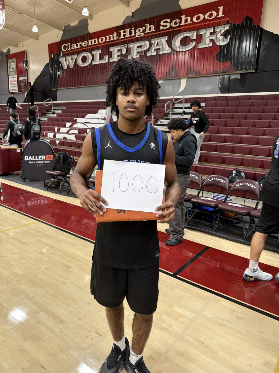 WDVBBall's tweet photo. WDV 59 (8-5)
Huntington Beach 48
Wolves move to the semis @ClassicAtDamien 
Jameson Johnson 20 pts, 8 rbs, 4 assts
1000 point career scorer
Judah Wordlaw 10 pts
Aidan Ebrahimi and Jake Shimizu 9 pts https://t.co/PnjqKOrBjP