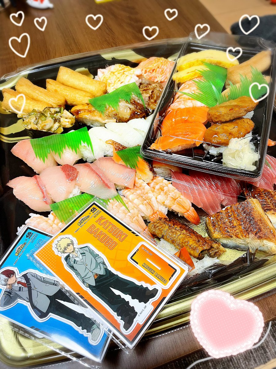 29regain's tweet image. くら寿司テイクアウト🍣🍣
まだアクスタあった〜かっちゃん＆轟くんゲット☺️☺️
てかまさかのこの2人だけが残ってたんだけど…在庫多めにしてたのかな❓

#くら寿司
#ヒロアカ