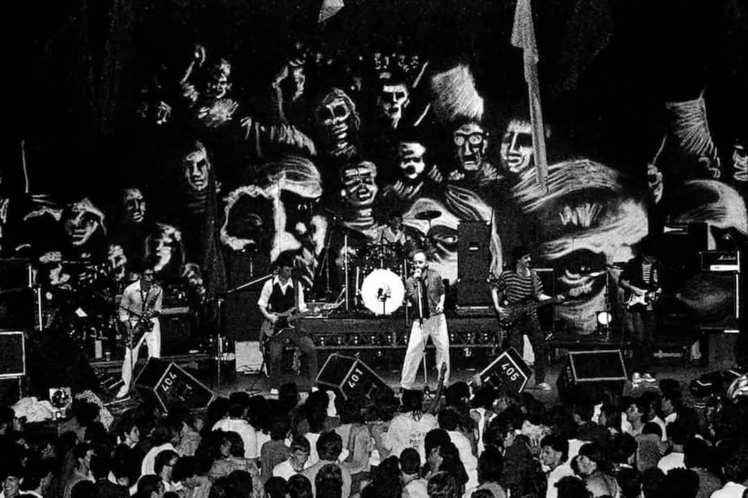 “Seguramente todo empezó un 28 de Diciembre, un día de los inocentes. Ese día seguramente nos habremos conocido”

¡Feliz cumpleaños a Los Redonditos!