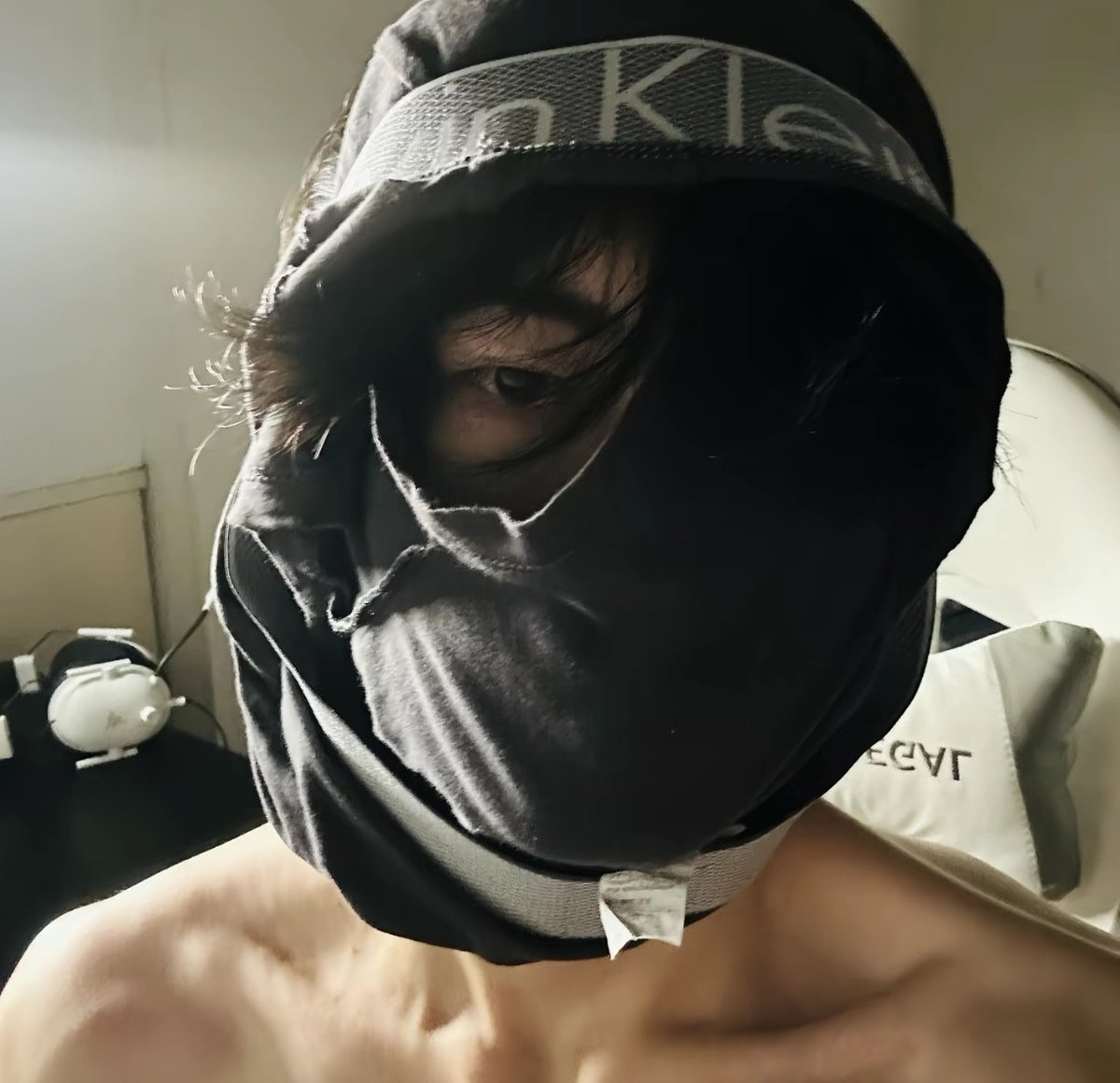 裤衩满天飞 tweet media
