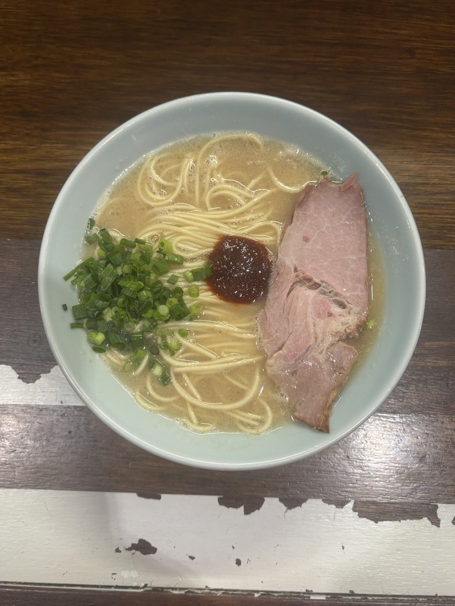 _40yoyo_'s tweet photo. 12/29(月)年来最終営業

モーニング営業

8:00〜12:00(売り切れ終了)

豚骨ラメン

クリーミーマイルド系のモーニング豚骨にオリジナル乾麺を合わせます

和え玉もやります

宜しくお願いします🫶

(盛り付け少し変わります) https://t.co/r1BjYG2v1g