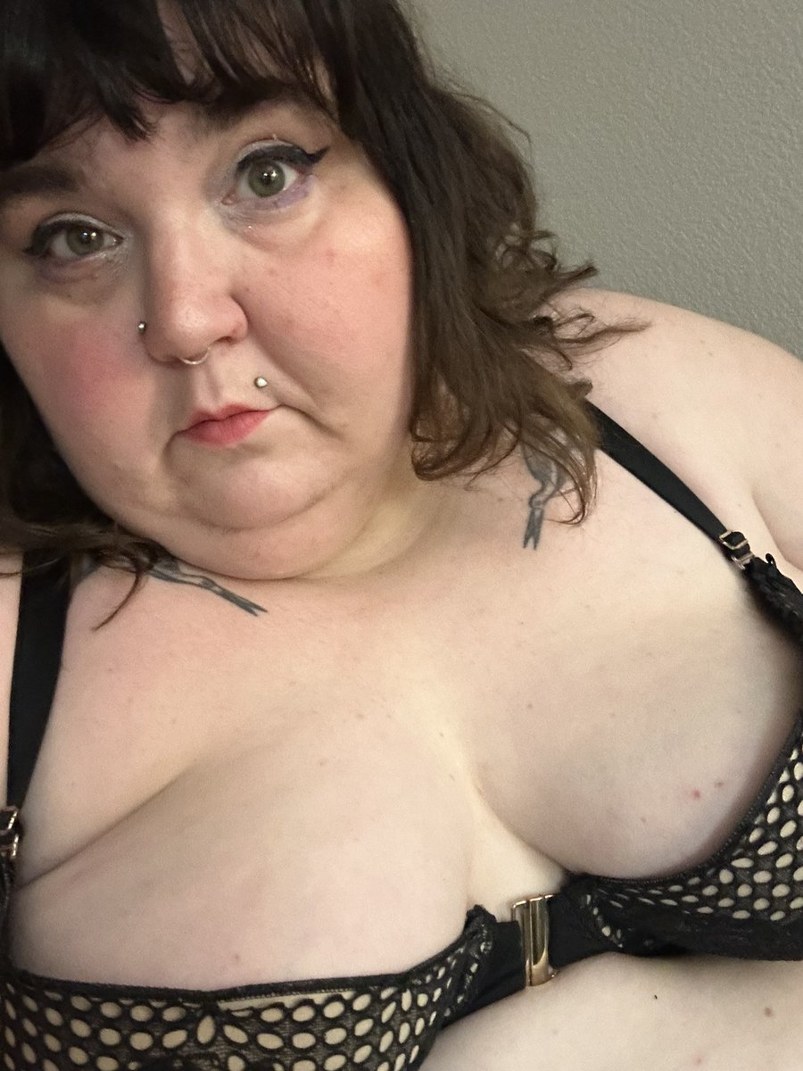 Goddess Anna - findomme 🔪🖤 tweet media