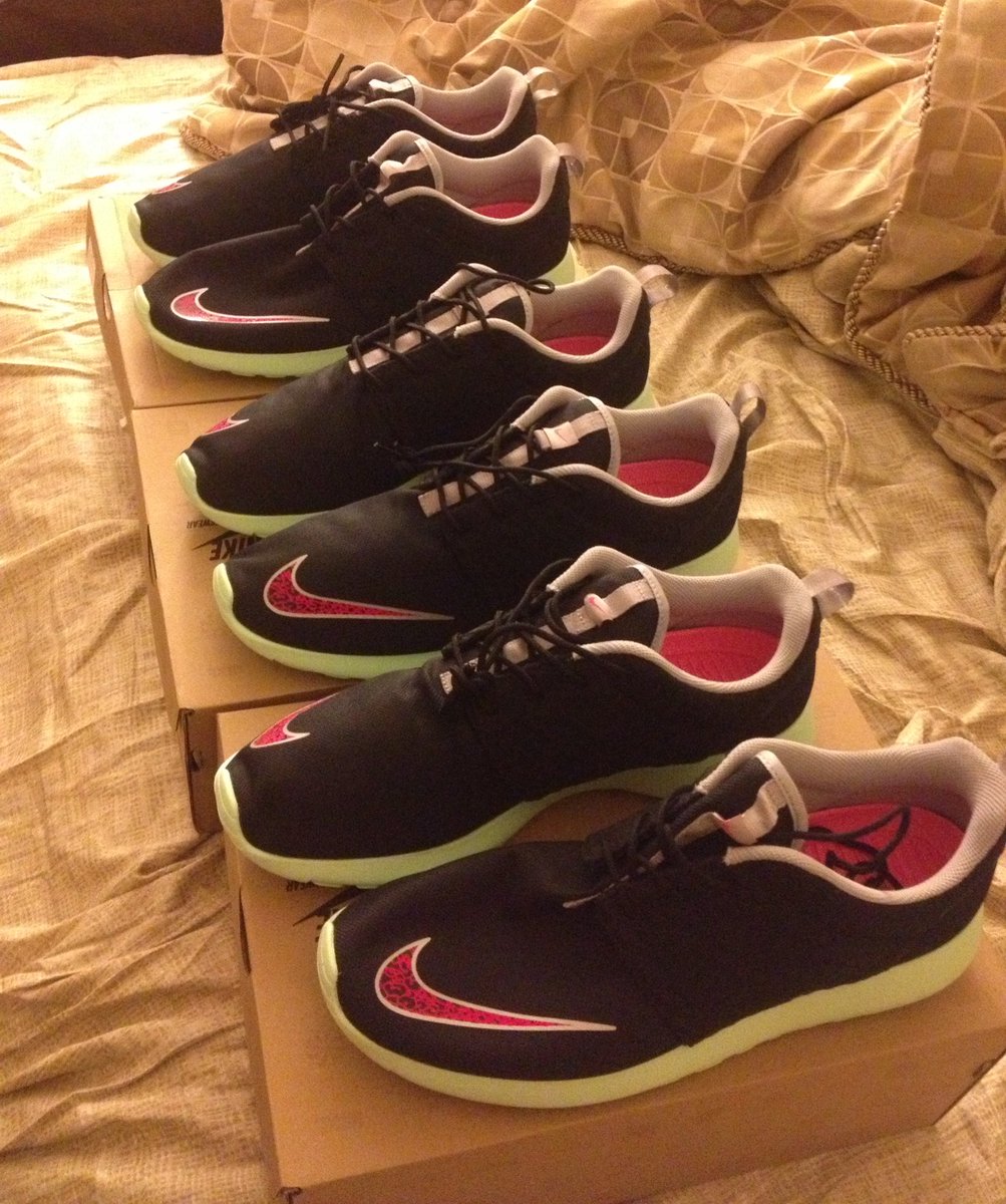 QiasOmar's tweet image. Yeezy Roshe Runs…You really had to be there