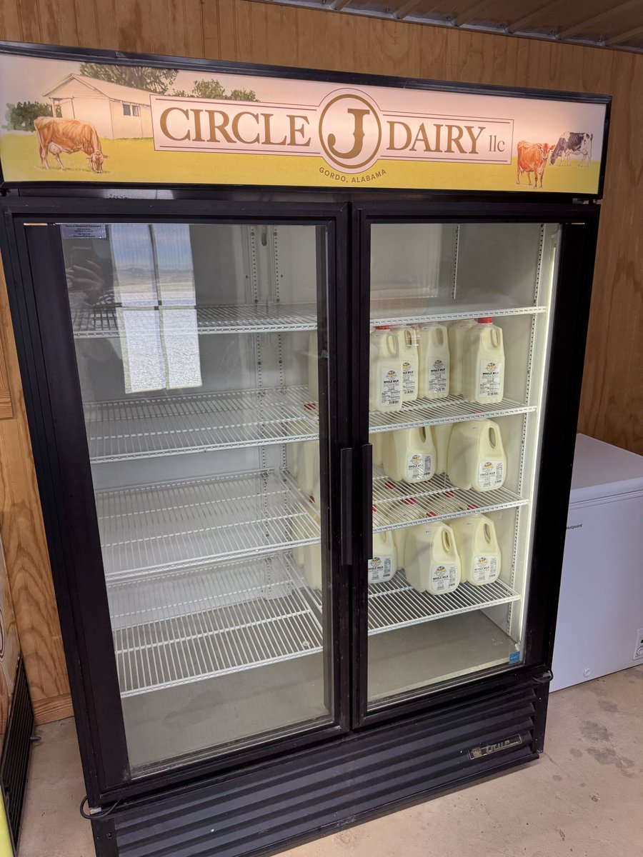 JohnHMerrill's tweet photo. This afternoon, Cindy & I had a great time in #PickensCounty where we visited #CircleJDairy in the #Zion community near #Gordo! #CircleJ milk is the best we have ever tasted! The #butterpecan ice cream made w/ #GoldenEagleSyrup is phenomenal! #All67 #ALPolitics #SweetGrownAlabama https://t.co/pEk0CRcMKm