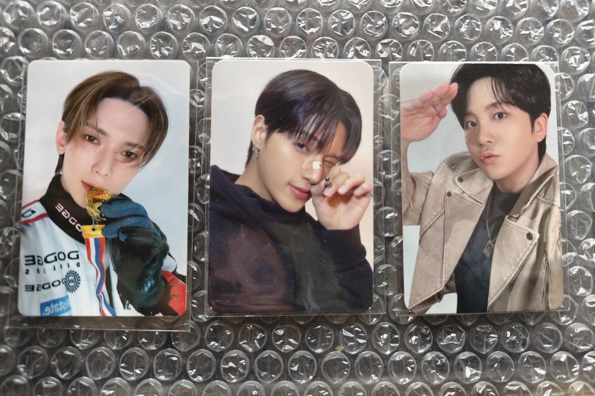 VR後期トレカホンジュンを異種トレカと交換可能な方はいませんか？ 26