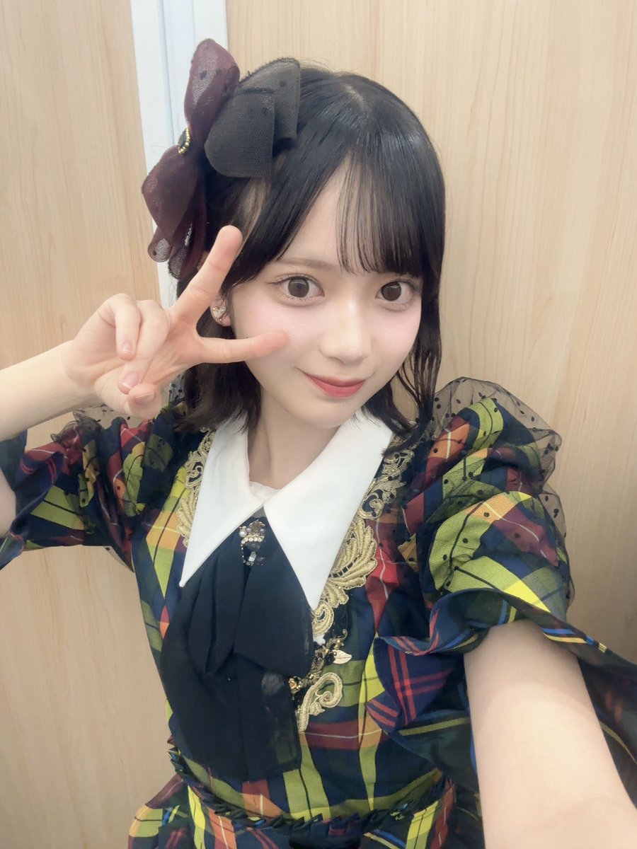 ぽ*ち様 AKB48 川村結衣 プロフィール帳風カード 原本 直筆サイン 入り AKB48 川村結衣 プロフィール帳風カード 原本 直筆サイン 入り 日向坂