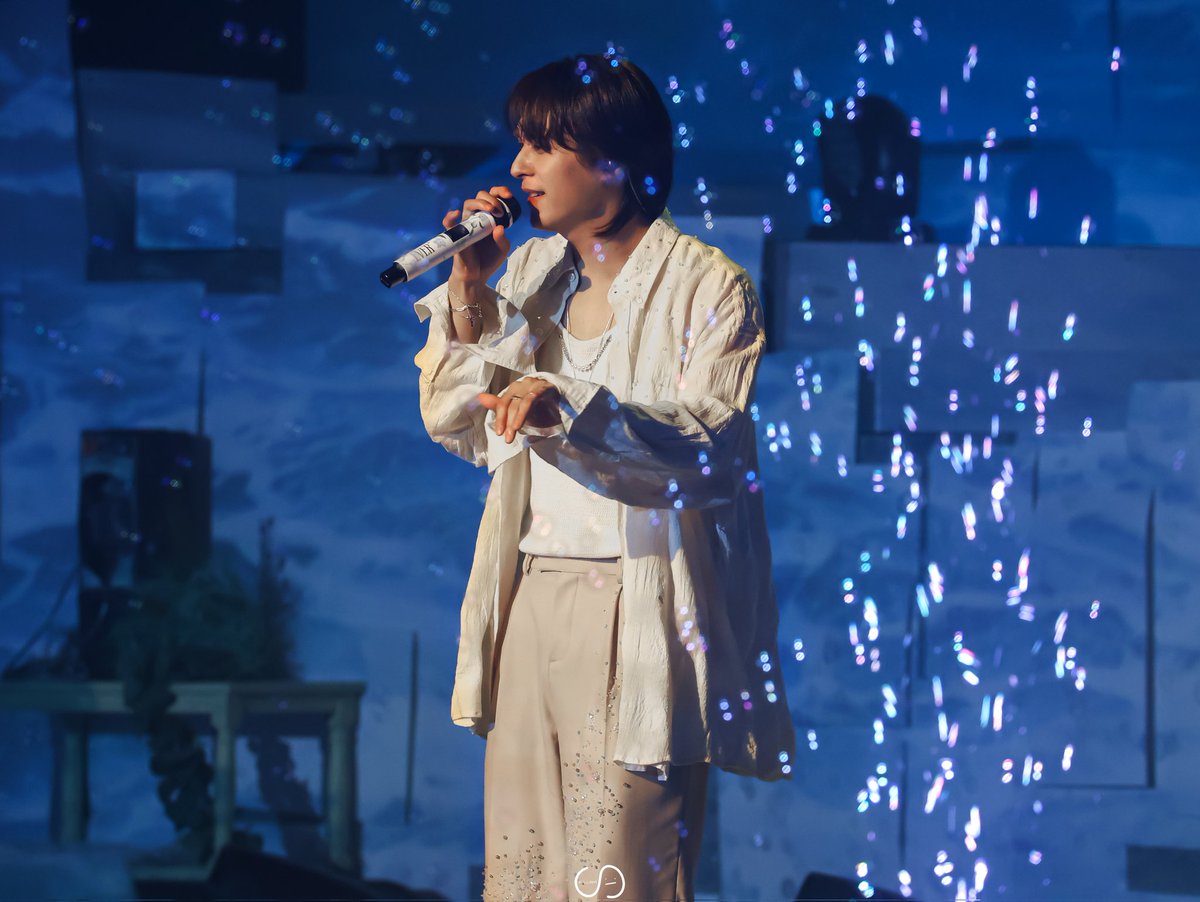 ssol_97's tweet photo. 251214 EVER+ 손동운 콘서트_막콘
#손동운 #손동운콘서트 https://t.co/fpl8kmZ7OS