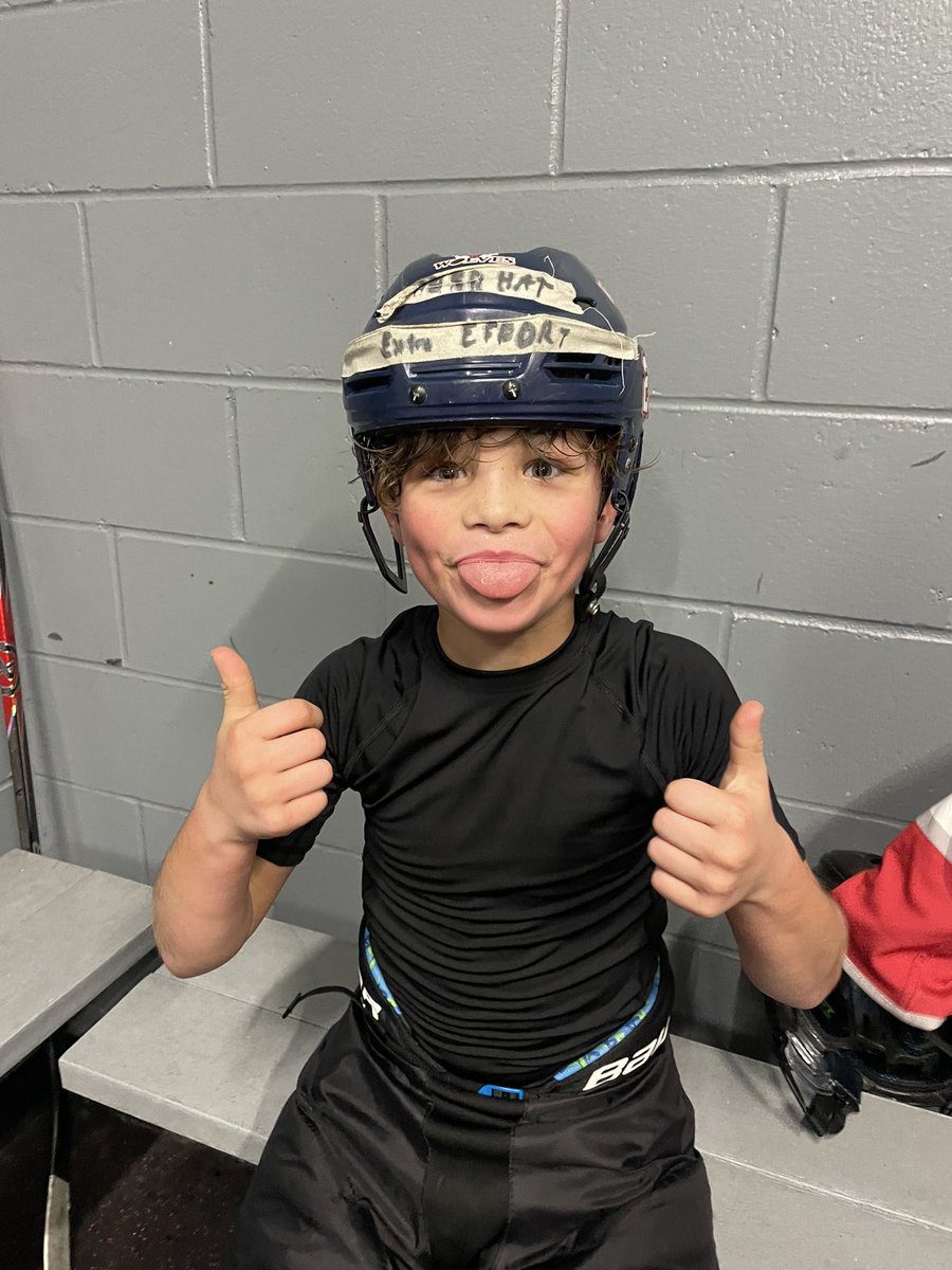 newenglandwolv1's tweet image. Great Saturday night win for 10u premier over the Cyclones! #newolves