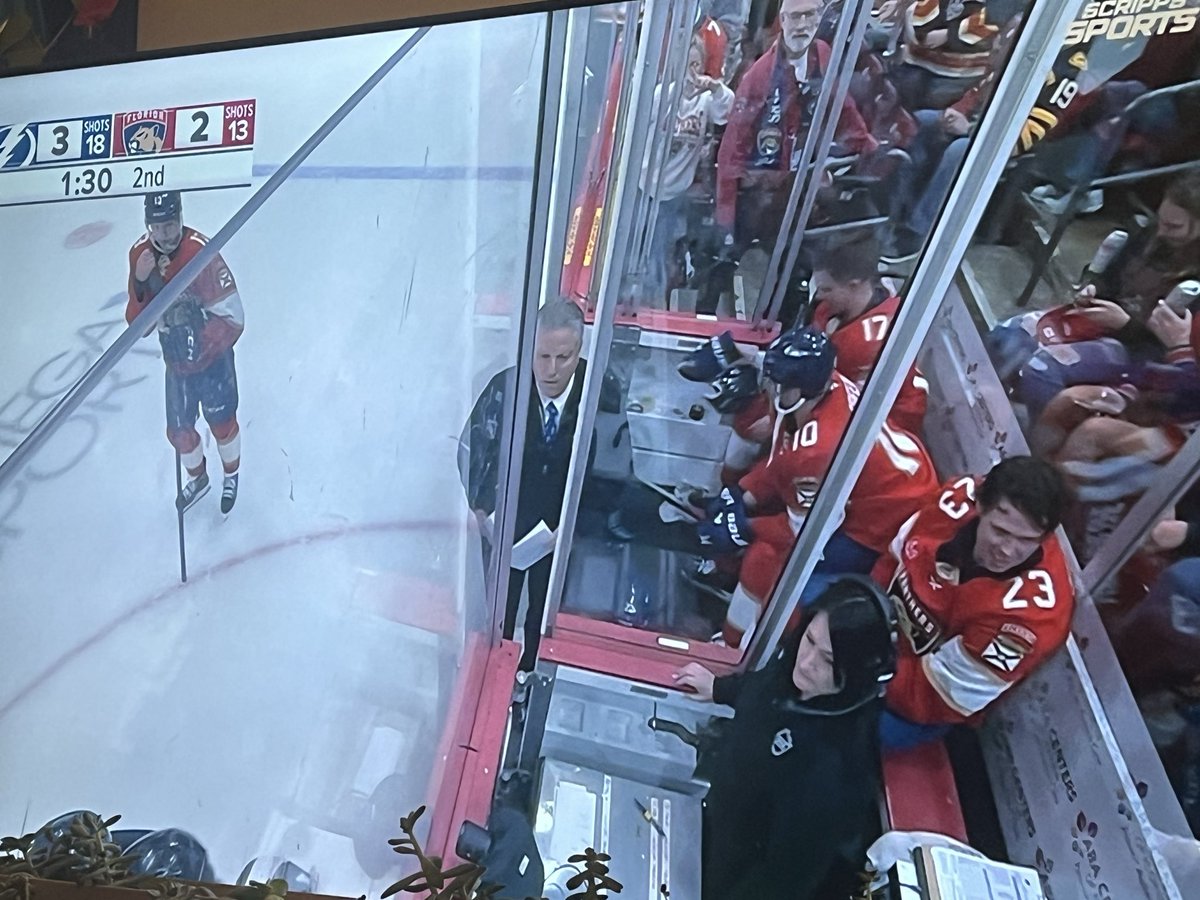 Pucking Panthers tweet media
