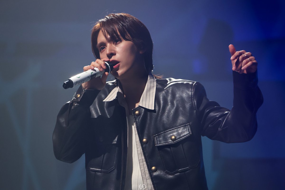 ssol_97's tweet photo. 251214 EVER+ 손동운 콘서트_막콘
#손동운 #손동운콘서트 https://t.co/YbzJHNAZiv
