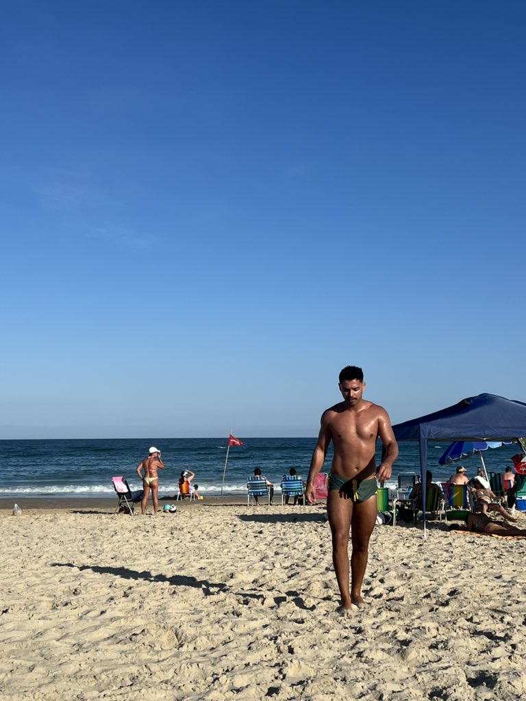 quehorass's tweet photo. Vem verão 🔥🌞 https://t.co/jmp2VuhtEK