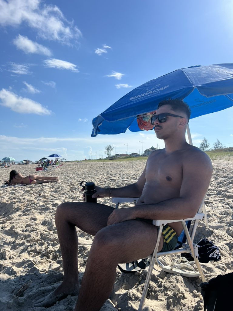 quehorass's tweet photo. Vem verão 🔥🌞 https://t.co/jmp2VuhtEK