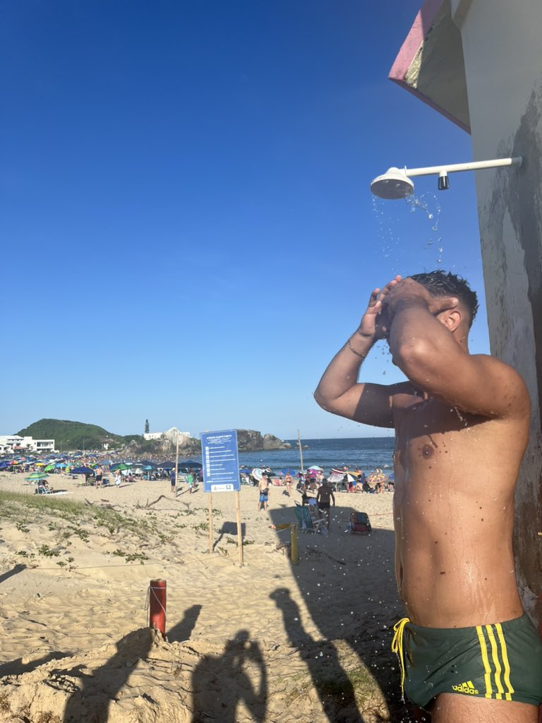 quehorass's tweet photo. Vem verão 🔥🌞 https://t.co/jmp2VuhtEK
