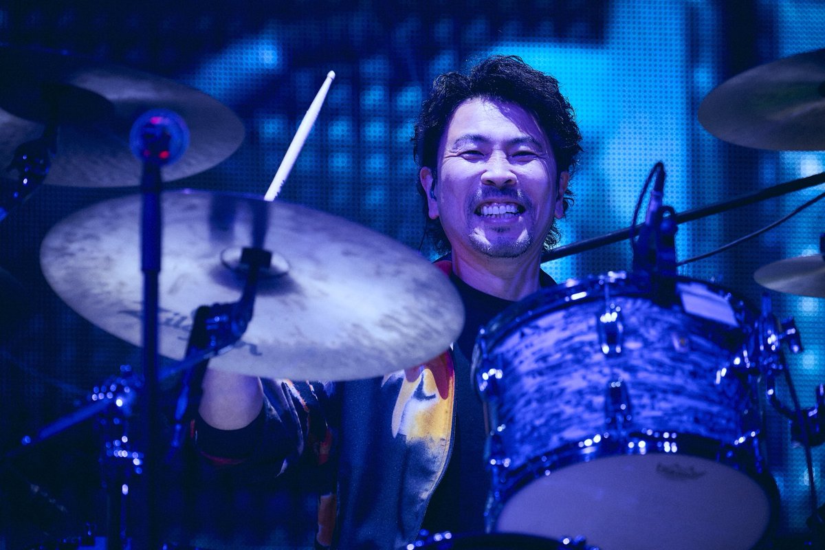 tasshi_drummer's tweet photo. ラストライブ、無事終わりました。
全てを出し切りました。
完璧じゃなかったけど、それでもAqua Timezはすごいバンドだと思った。
ありがとうございました！
#AquaTimez 
#AquaTimez20th https://t.co/WcSCqSrcVR