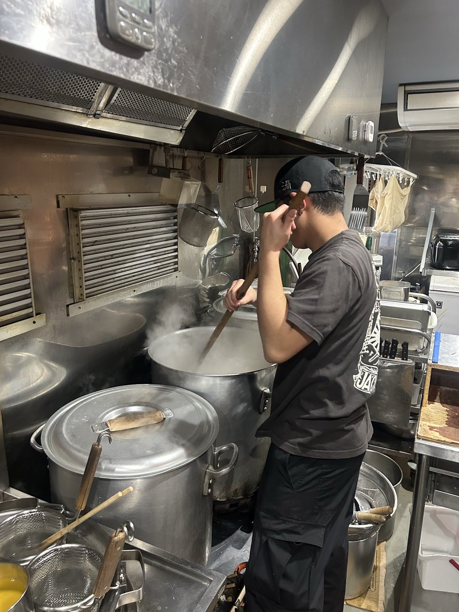 G麺7 啜磨専科 ロ麺ズ 川の先の上 (@showamengyo) / Posts / X