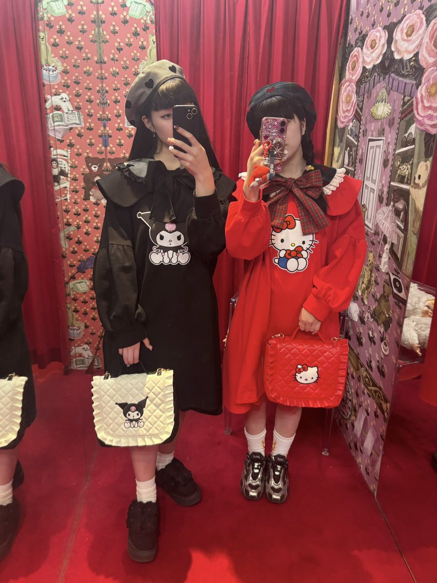 HEIHEI 清水さん コラボ 刺繍トレーナー ワンピース HEIHEI 清水さんコラボ トレーナーワンピース