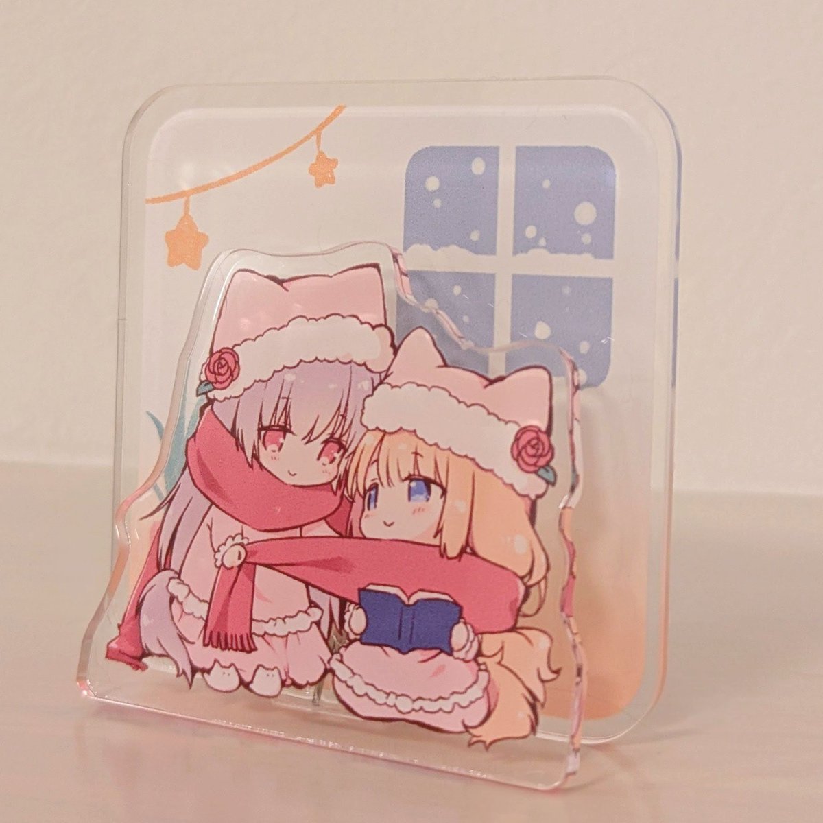 めちゃめちゃかわいいものが完成してしまった…!🥹🫶
新刊セットのアクリルメモスタンドです! 