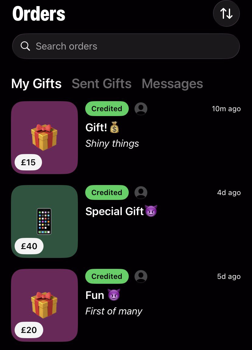 MasterCurix's tweet image. I want to see more and more. Kneel and hand that wallet over. ♻️😈🏧 
throne.com/mastercuri 
#cashmaster #findom #alpha #paypig